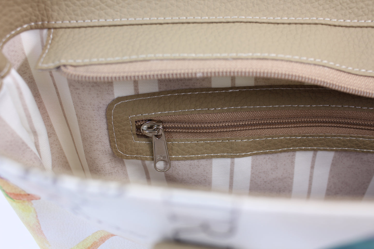 Afrikaans Words & Taupe Tote
